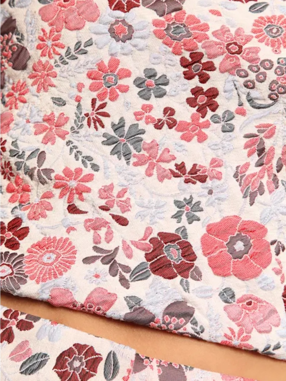 Lulu's Bloom into Spring Blush Floral Jacquard Set - Picture 3 of 11